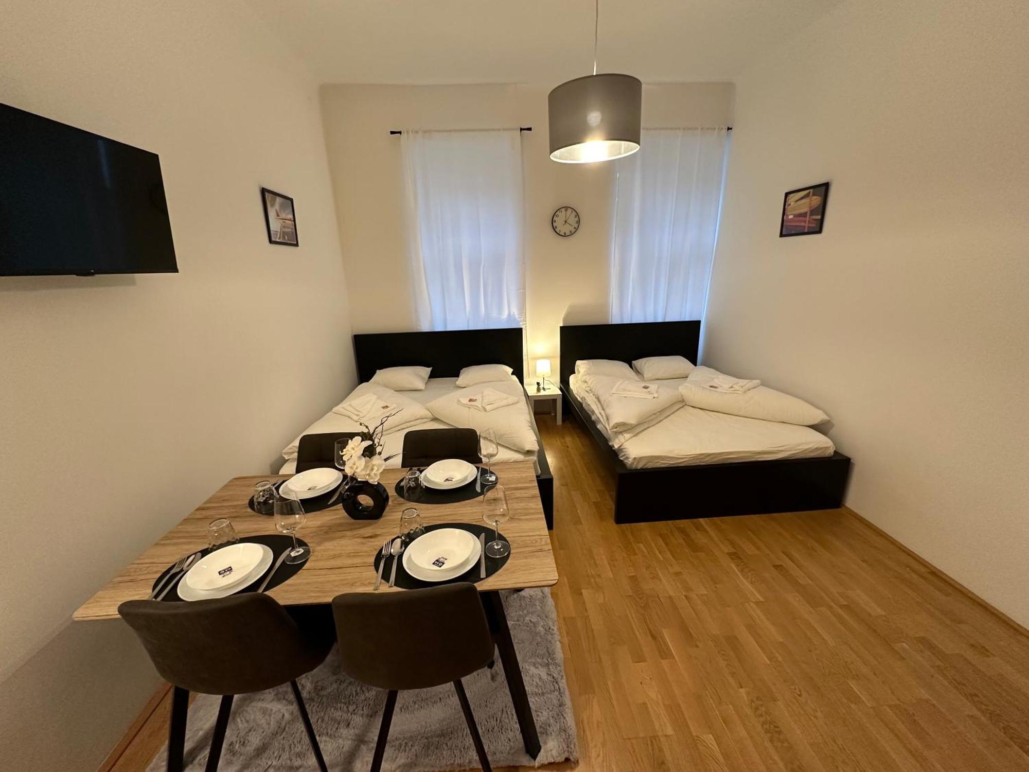 Cozy-5-Person Apartment In Vienna 5 Exterior photo