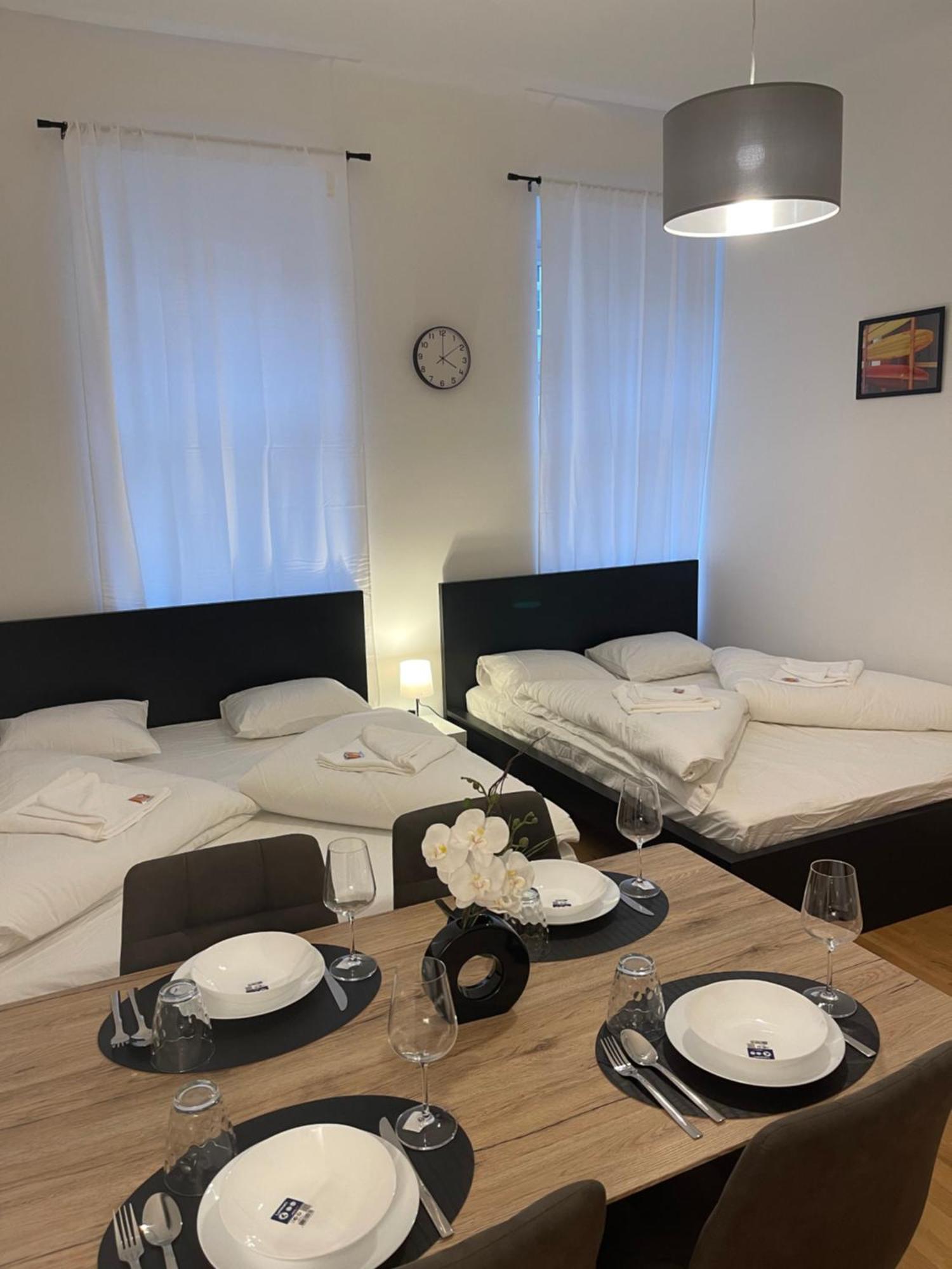 Cozy-5-Person Apartment In Vienna 5 Exterior photo