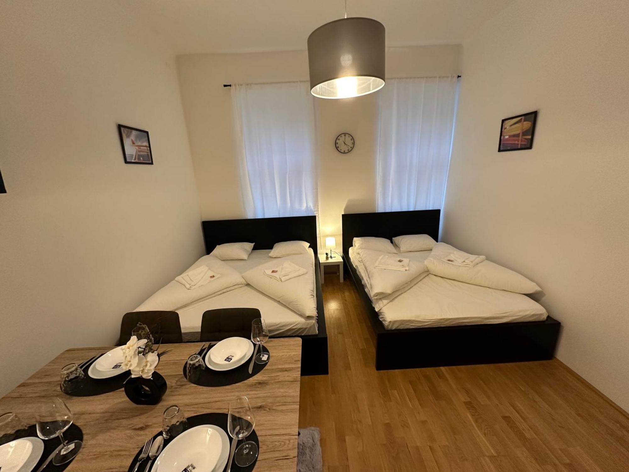 Cozy-5-Person Apartment In Vienna 5 Exterior photo